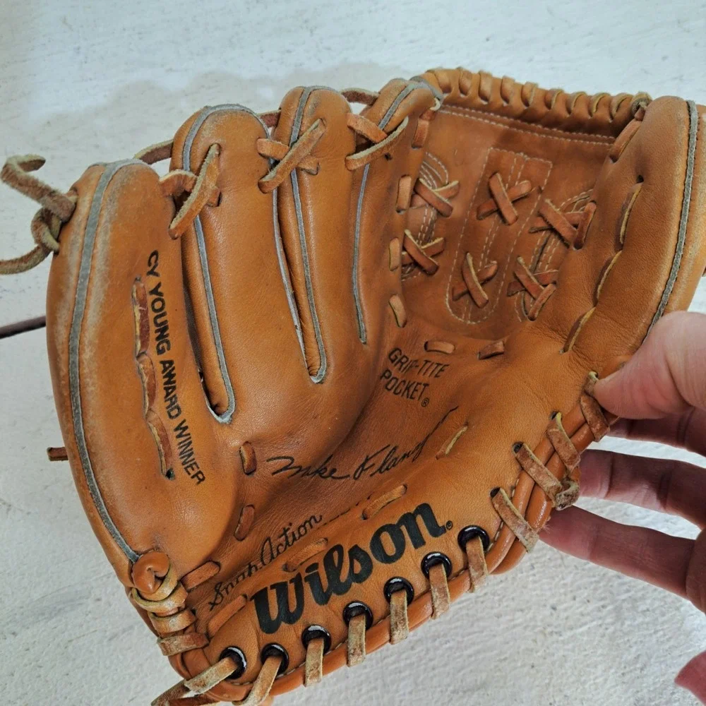Vintage‎ Wilson A2277 Mike Flanagan Cy Young Winner 10